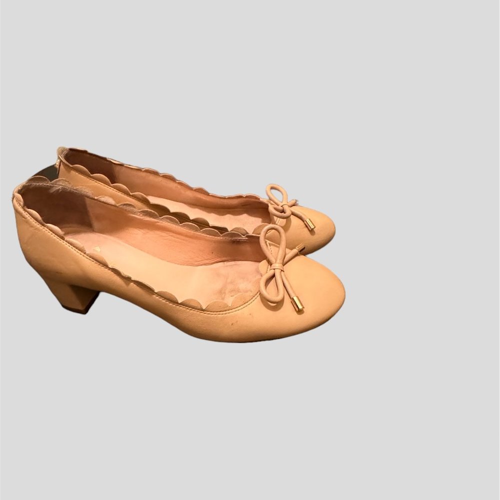 Kate Spade size 7.5 leather pumps Yasmin leather scalloped block heel pumps nude